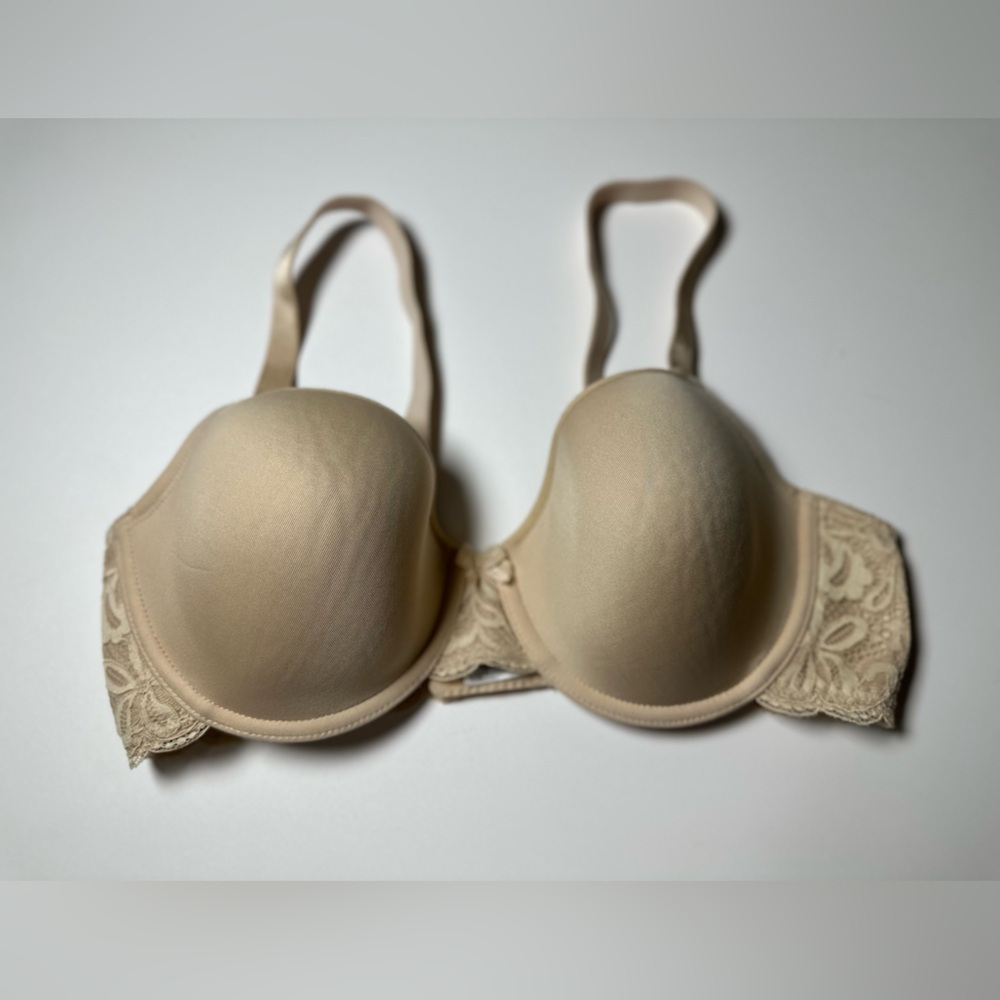 Wacoal Cream T-Shirt Bra Seamless Molded Cups‎
